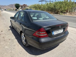 Mercedes-Benz Clase C 2004