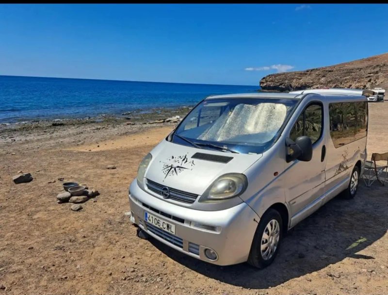 Opel Vivaro 2004 - foto 1