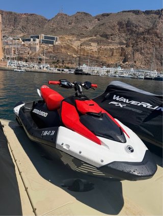 Moto de agua Sea-Doo