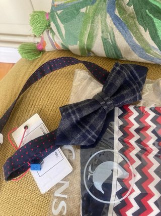 Pack El Ganso: Pajaritas y Pañuelo