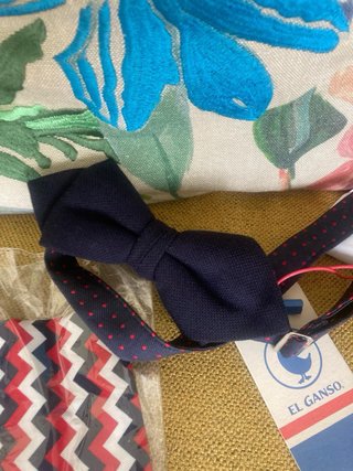 Pack El Ganso: Pajaritas y Pañuelo