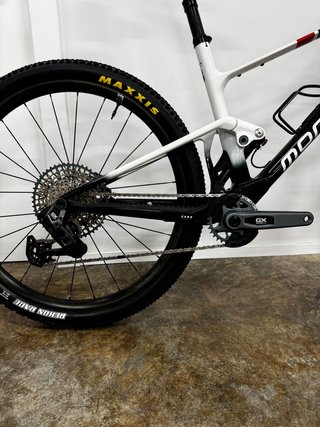 Mondraker F-Podium RS 2025