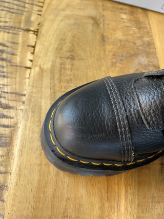 Dr Martens Sinclair, con plataforma y piel Milled