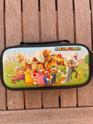 Nintendo Switch V2 + 4 Joy-Con Originales + Funda