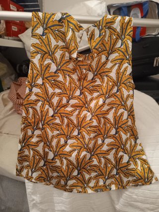 Blusa de verano con estampado floral L
