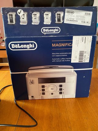 De'Longhi Magnifica S ECAM22.110.SB Cafetera