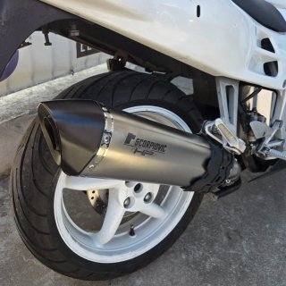 Honda VFR 750 F  RC364