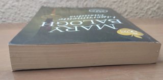 Novela "Ligeramente casados" de Mary Balogh, 2014.