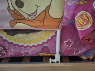 Barrera de seguridad para cama infantil