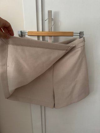 Falda pantalón Stradivarius beige Talla M