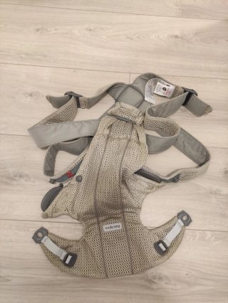 Portabebés BabyBjörn Malla Gris