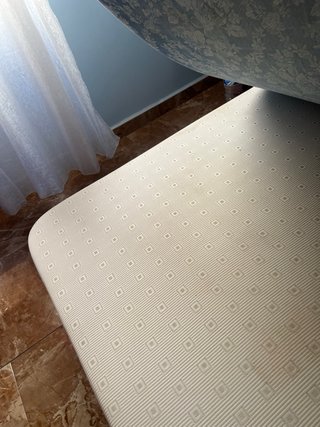 Cama con somier y colchón