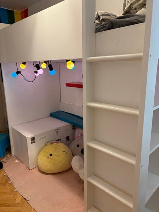 Cama alta IKEA SMÅSTAD blanca con escritorio