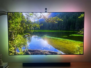 LG OLED B3 65 4K + Govee T3 + Soporte