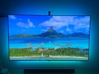 LG OLED B3 65 4K + Govee T3 + Soporte