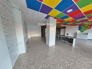 Local comercial en venta en Ponent - Barri de França en Vendrell, El