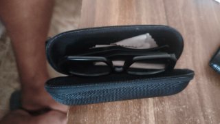 Gafas espía negras no tienen marca...  16gb tarjet