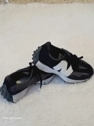 Zapatillas New Balance Negras y Blancas