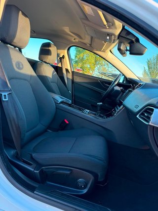 Jaguar XE 2016
