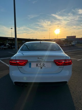 Jaguar XE 2016