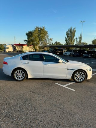 Jaguar XE 2016