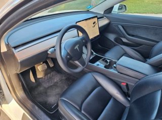 Tesla Model 3 2019 con Full Self Drive FSD Total