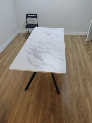 Mesa extensible efecto mármol 150/180cm