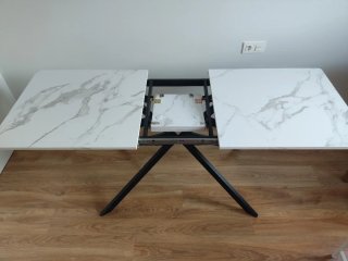 Mesa extensible efecto mármol 150/180cm