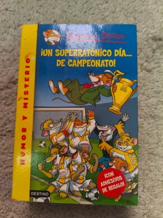Lote de 10 Libros diferentes de Gerónimo Stilton