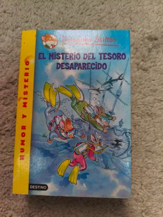 Lote de 10 Libros diferentes de Gerónimo Stilton