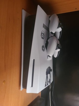 PS5 Blanca + 2 Mandos + 28 Juegos