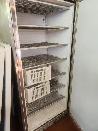 Congelador Vertical hosteleria