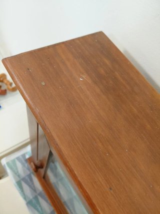 Armario/Vitrina de madera y cristal