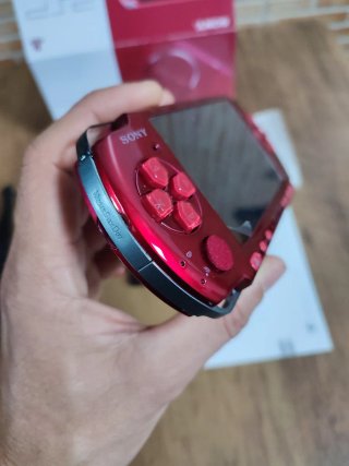 PSP 3000 Rosso e Blu