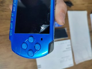 PSP 3000 Rosso e Blu