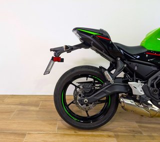 KAWASAKI Ninja 650   (modelo actual) 2022