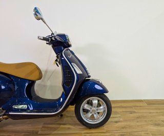 VESPA GTS 300   (2023-2024) 2024