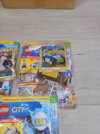 Lote 5 Revistas LEGO City
