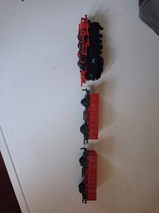 Trenes de miniatura y vías