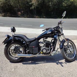 Moto Leonart Daytona 125cc Negra