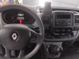 Renault Trafic 3 plazas 1.6 dci 90 cv IVA DED 2016
