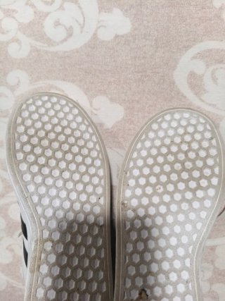 Zapatillas Adidas Blancas y Negras