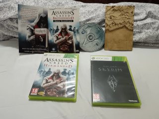 2 Juegos Xbox 360: AC Brotherhood y Skyrim