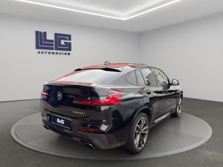 BMW X4 M40i