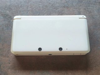 Nintendo 3DS con 6 juegos y funda