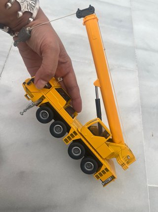 1/55 Camión Grua de metal - Siku 2110