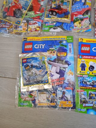 Lote 5 Revistas LEGO City