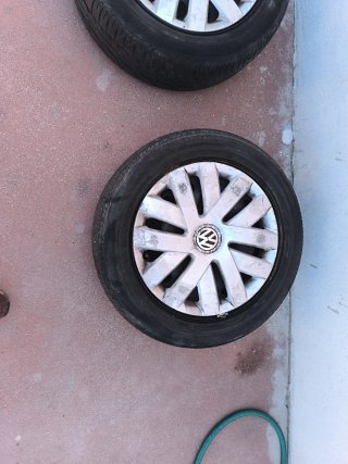 Llantas 16 Volkswagen con gomas y tapacubos