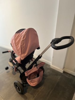 Triciclo Kinderkraft EasyTwist Rosa