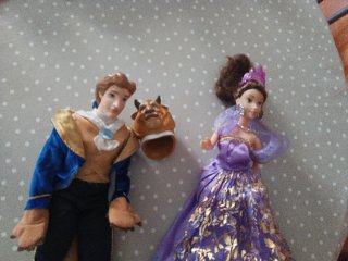 Muñecos de La Bella y la Bestia